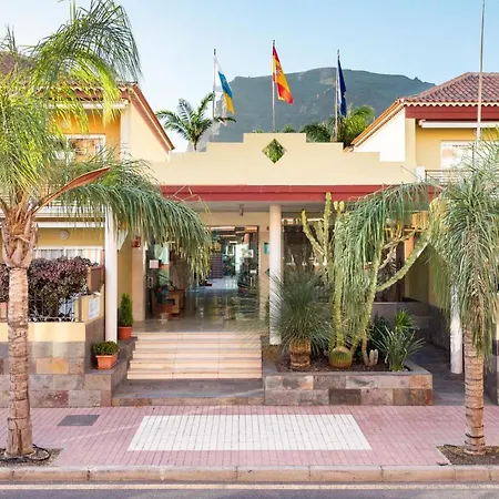 Apartment Residencial El Llano *