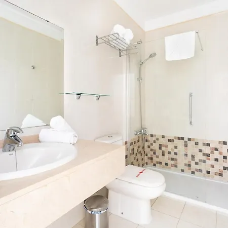 Residencial El Llano Διαμέρισμα *