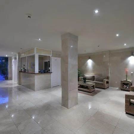 Residencial El Llano Apartmán